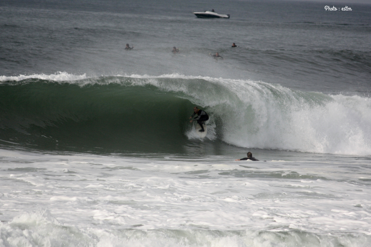 Vincent Verdier dans une des vagues les plus creuses de la journée