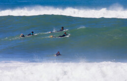 Ambiance au line-up - photographe : Joel Evans